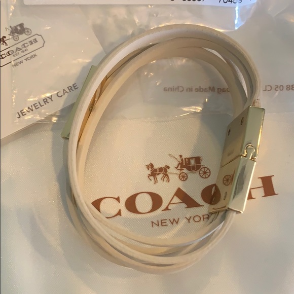 White leather Coach bracelet - Picture 4 of 4